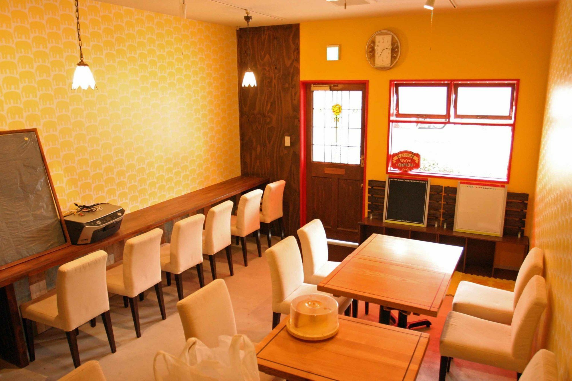 Yadocafe Chelsea'S Rainbow B&B Osaka Bagian luar foto