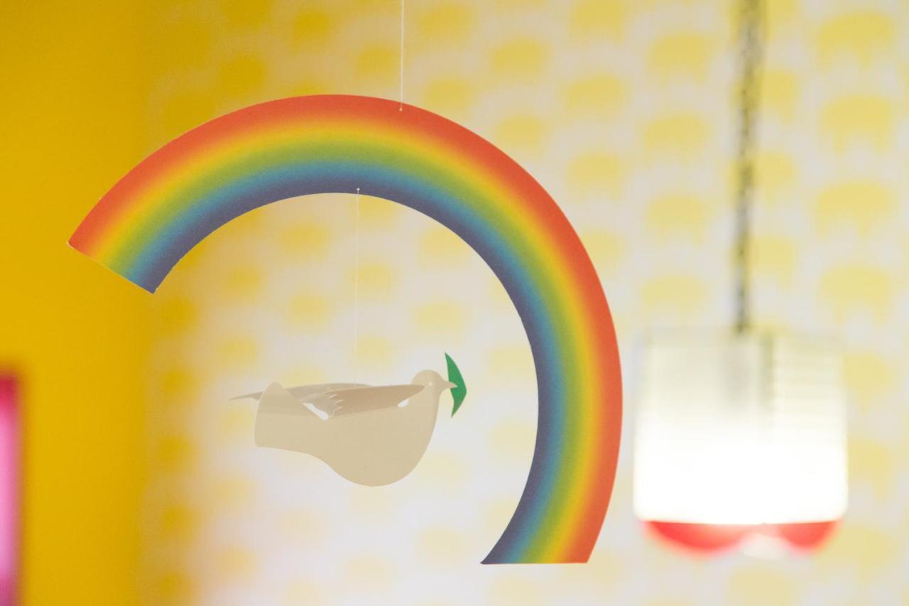 Yadocafe Chelsea'S Rainbow B&B Osaka Bagian luar foto